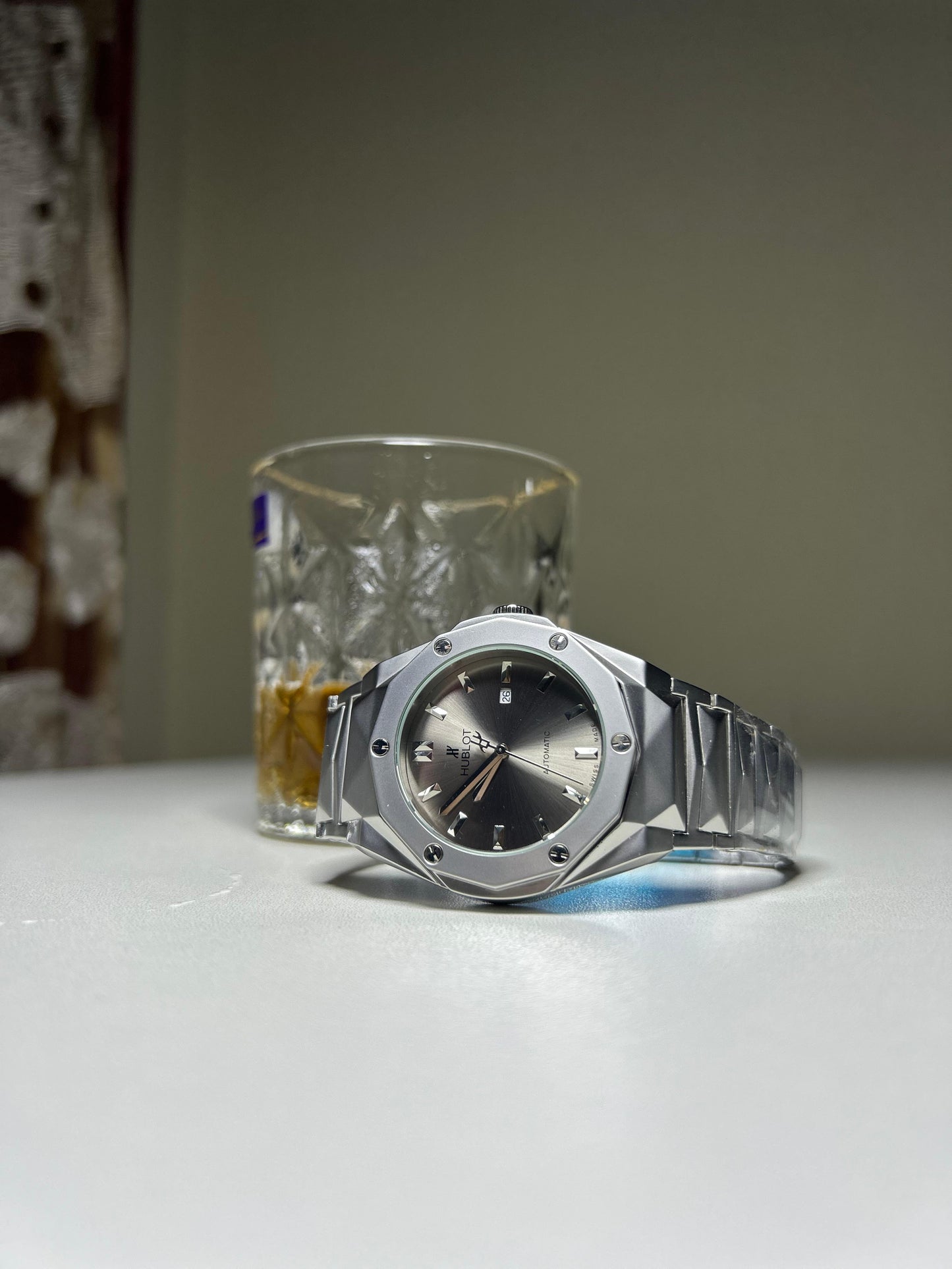 Luxury That Defines You – Hublot Diamond Cut Date